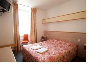 Citotel Hotel Le Commerce Severac-d'Aveyron Bagian luar foto